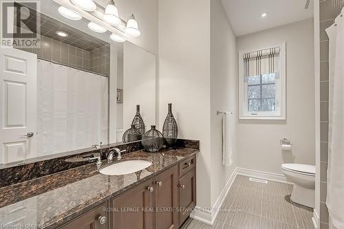 11 - 3353 Liptay Avenue, Oakville, ON - Indoor Photo Showing Bathroom
