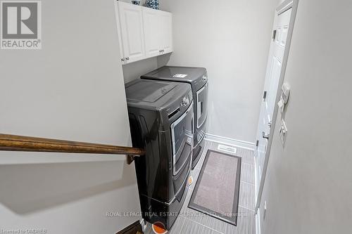 11 - 3353 Liptay Avenue, Oakville, ON - Indoor Photo Showing Laundry Room