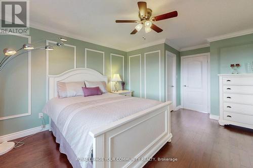 20 Bestview Crescent, Vaughan, ON - Indoor Photo Showing Bedroom