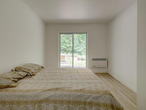 Bedroom - 245 Rue Enchantée, Notre-Dame-De-Montauban, QC - Indoor Photo Showing Bedroom