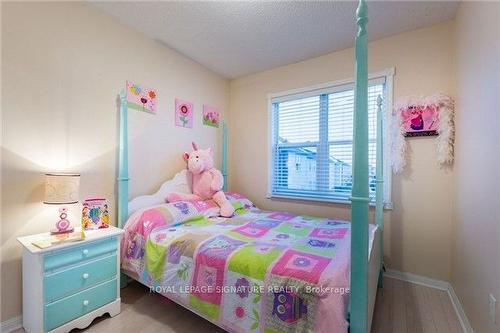 144-5980 Whitehorn Ave, Mississauga, ON - Indoor Photo Showing Bedroom