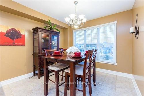 144-5980 Whitehorn Ave, Mississauga, ON - Indoor Photo Showing Dining Room