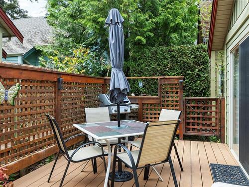 122-1080 Resort Dr, Parksville, BC - Outdoor With Deck Patio Veranda