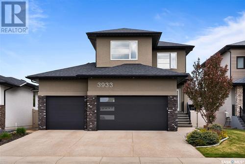 3933 Sandhill Crescent, Regina, SK - Outdoor With Facade