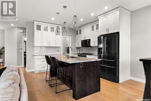 3933 Sandhill Crescent, Regina, SK - Indoor Photo Showing Kitchen With Upgraded Kitchen