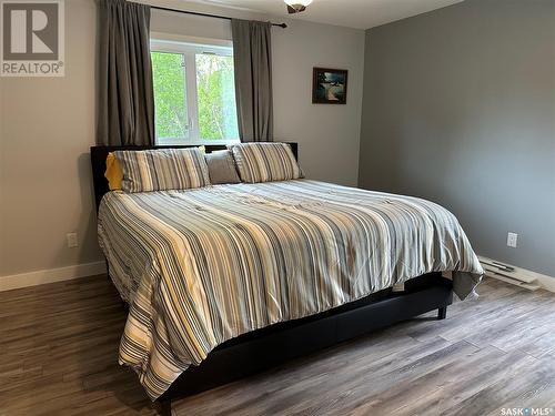 101 Deer Trail, Buffalo Pound Lake, SK - Indoor Photo Showing Bedroom