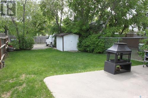 431 Arthur Street, Regina, SK - Outdoor With Backyard