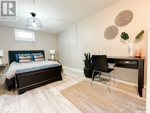 487 Matador Drive, Swift Current, SK - Indoor Photo Showing Bedroom