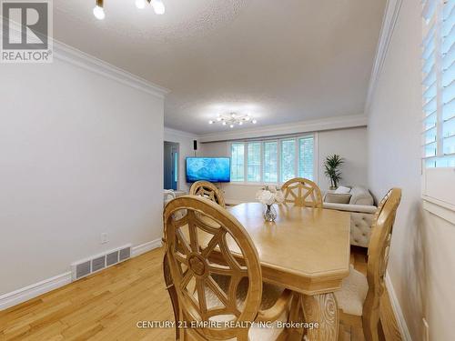 591 Dogwood Lane, Waterloo, ON - Indoor Photo Showing Dining Room