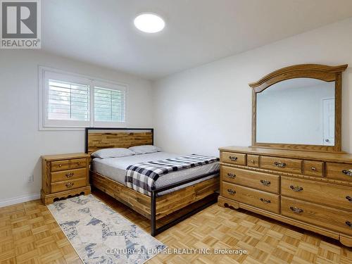 591 Dogwood Lane, Waterloo, ON - Indoor Photo Showing Bedroom
