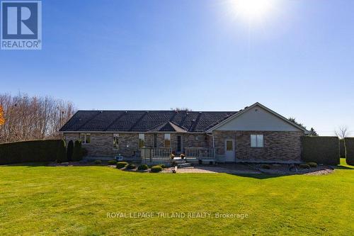 1104 Gladstone Drive, Thames Centre (Dorchester), ON - Outdoor