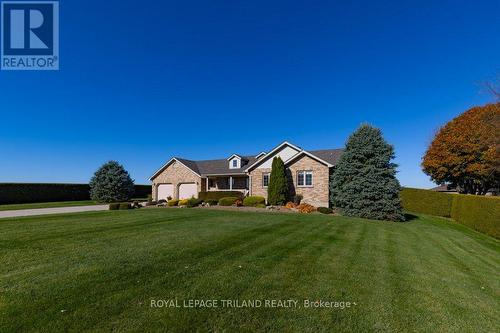 1104 Gladstone Drive, Thames Centre (Dorchester), ON - Outdoor With Facade