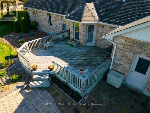 1104 Gladstone Drive, Thames Centre (Dorchester), ON - Outdoor With Deck Patio Veranda With Exterior