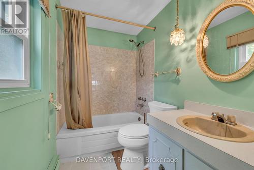 77 Ordnance Avenue, Norfolk (Turkey Point), ON - Indoor Photo Showing Bathroom