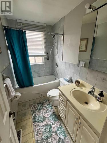 62 Wesley Avenue, Mississauga, ON - Indoor Photo Showing Bathroom
