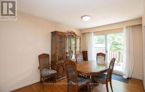 509 Forestwood Crescent, Burlington, ON - Indoor Photo Showing Dining Room
