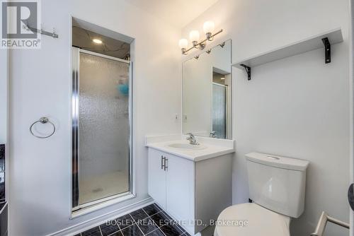 3842 Foxborough Trail, Mississauga, ON - Indoor Photo Showing Bathroom