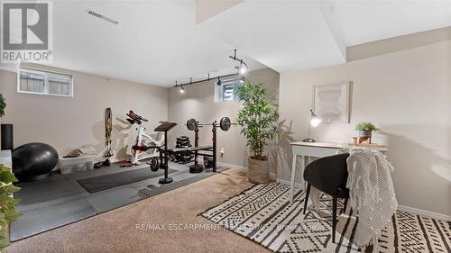 961 Park Avenue W, Burlington, ON - Indoor Photo Showing Gym Room