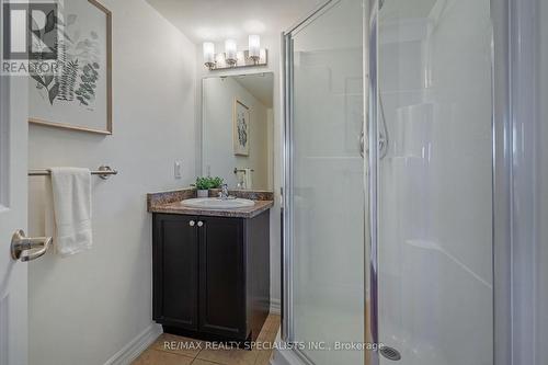 201 - 1340 Main Street E, Milton, ON - Indoor Photo Showing Bathroom