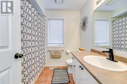 3228 Cabano Crescent, Mississauga, ON - Indoor Photo Showing Bathroom