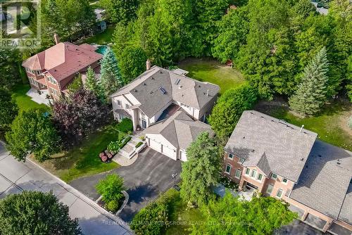 7 Falling Leaf Court, Aurora (Hills Of St Andrew), ON 