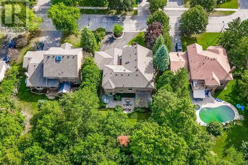 7 Falling Leaf Court, Aurora (Hills Of St Andrew), ON 