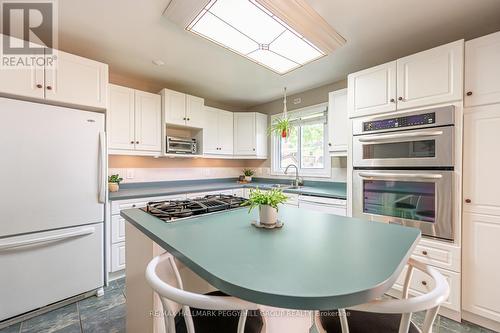 225 Eighth Street, Midland, ON - Indoor Photo Showing Kitchen