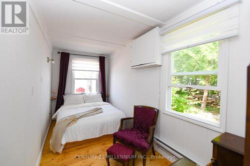 80 Constance Boulevard, Wasaga Beach, ON - Indoor Photo Showing Bedroom