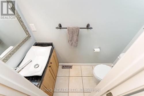 104 Charles Street, Halton Hills, ON - Indoor Photo Showing Bathroom