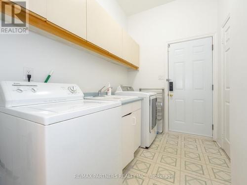 25 Baycliffe Road, Markham, ON - Indoor Photo Showing Laundry Room