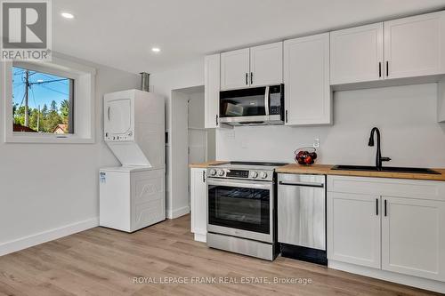 178 Front Street W, Kawartha Lakes, ON - Indoor Photo Showing Kitchen