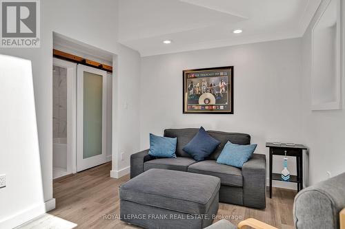 178 Front Street W, Kawartha Lakes, ON - Indoor Photo Showing Living Room