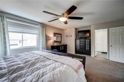 5658 Rosaline Road, Burlington, ON - Indoor Photo Showing Bedroom