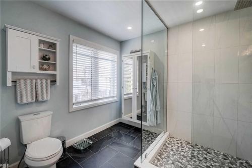 5658 Rosaline Road, Burlington, ON - Indoor Photo Showing Bathroom
