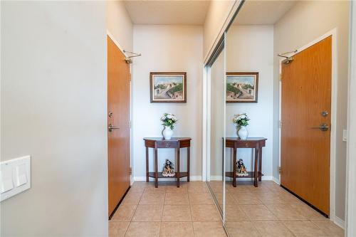 2075 Amherst Heights Drive|Unit #208, Burlington, ON - Indoor Photo Showing Other Room