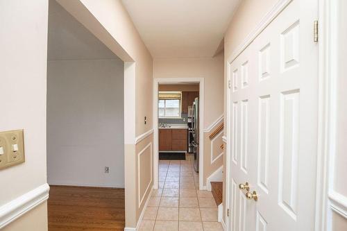 509 Forestwood Crescent, Burlington, ON - Indoor Photo Showing Other Room