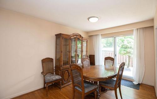 509 Forestwood Crescent, Burlington, ON - Indoor Photo Showing Dining Room