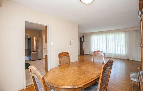 509 Forestwood Crescent, Burlington, ON - Indoor Photo Showing Dining Room