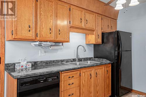 502 Copland Crescent, Saskatoon, SK - Indoor Photo Showing Kitchen With Double Sink