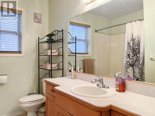 55 Cactus Crescent, Osoyoos, BC - Indoor Photo Showing Bathroom