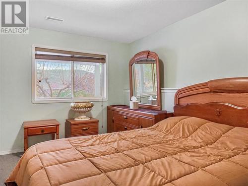 55 Cactus Crescent, Osoyoos, BC - Indoor Photo Showing Bedroom