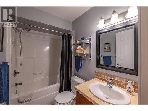 4300 44 Avenue Unit# 110, Osoyoos, BC - Indoor Photo Showing Bathroom