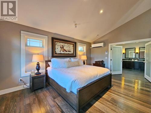 683 St Laurent Avenue, Quesnel, BC - Indoor Photo Showing Bedroom