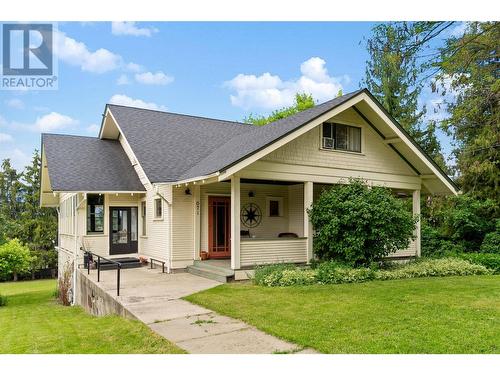 671 2Nd Avenue Ne, Salmon Arm, BC - Outdoor With Deck Patio Veranda