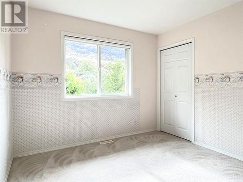 4202 Fairwinds Drive, Osoyoos, BC - Indoor Photo Showing Bedroom