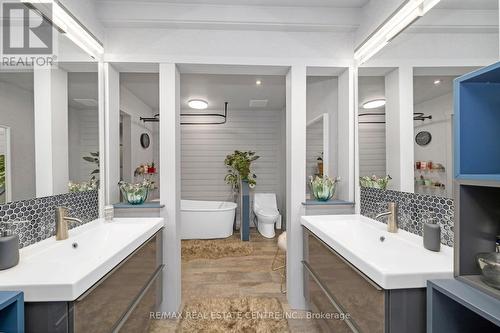 5 Millwood Road, Erin, ON - Indoor Photo Showing Bathroom