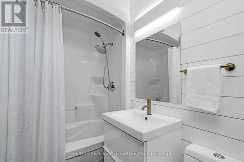 5 Millwood Road, Erin, ON - Indoor Photo Showing Bathroom