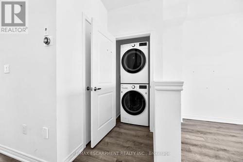 35 - 5000 Connor Drive, Grimsby, ON - Indoor Photo Showing Laundry Room