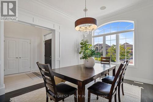 965 Gleneagle Trail, London, ON - Indoor Photo Showing Dining Room