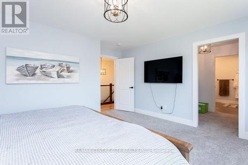 35 Honey Bend, St. Thomas, ON - Indoor Photo Showing Bedroom